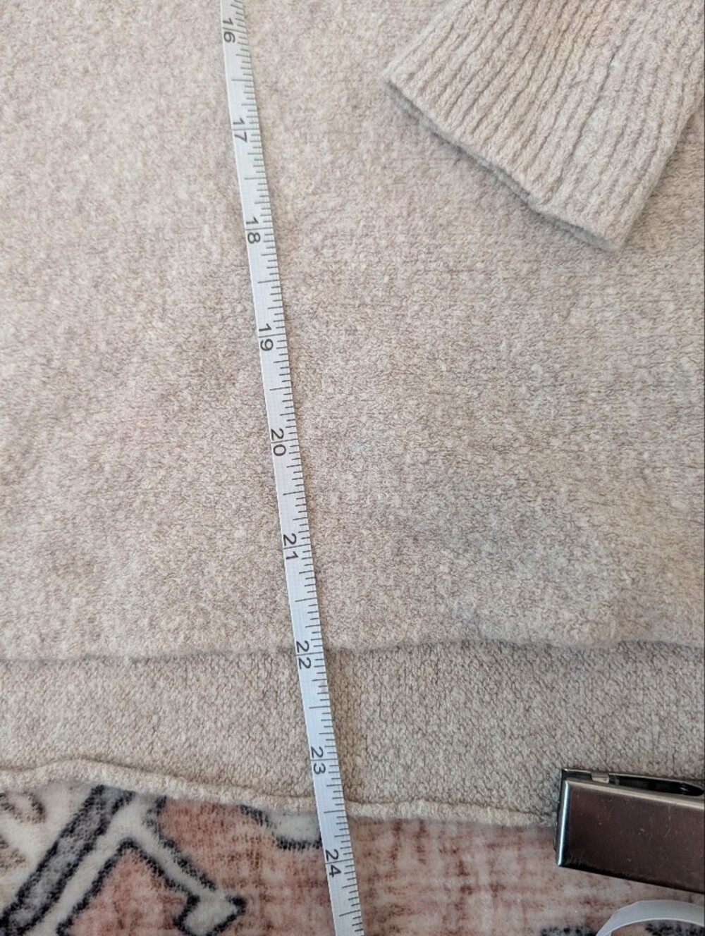 Free People Relaxed Cowl Neck Sweater in Beige Oatmeal Size Small - Picture 9 of 9